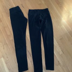 2 pair medium Aerie Offline leggings Medium